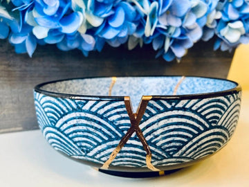 Kintsugi Bowl, Home Decor, Personalized Gifts, Gifts for Her, Minimalist, Wedding Gift, Kintsugi Repaired Wave Pattern Gold Inlaid Bowl